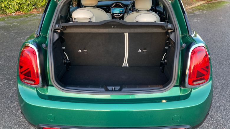 MINI Hatchback 135kW Cooper S Level 3 33kWh 3dr Auto Electric Hatchback